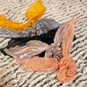 HAIR TIES SCRUNCHIES